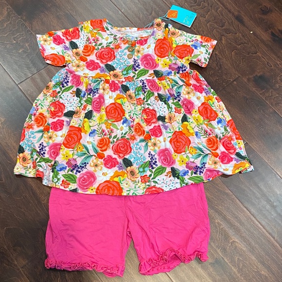 Posh Peanut Bamboo Petra Floral Short Sleeve Peplum Top & Short Set 12 NWT - Picture 1 of 7